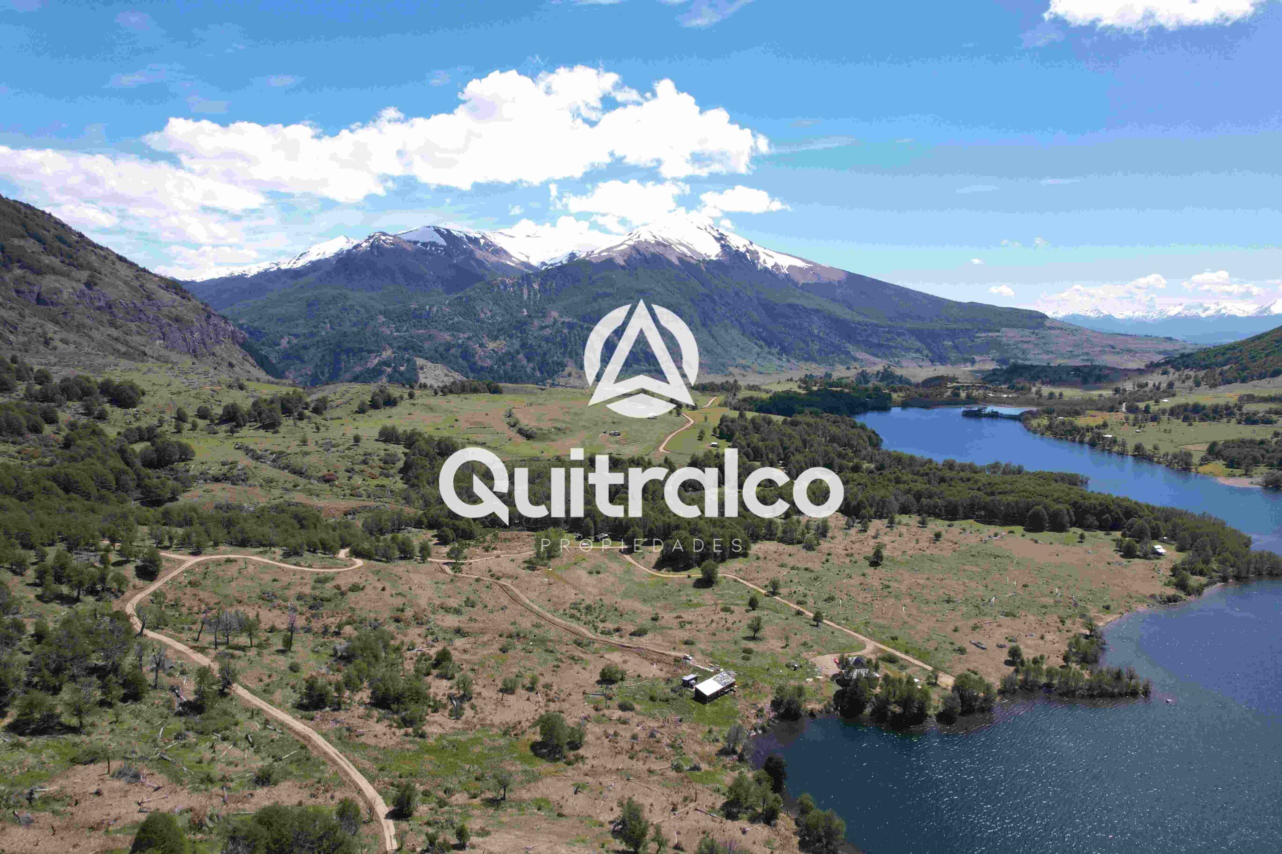 Propiedad Lago Monreal Región de Aysén Chile frente al lago