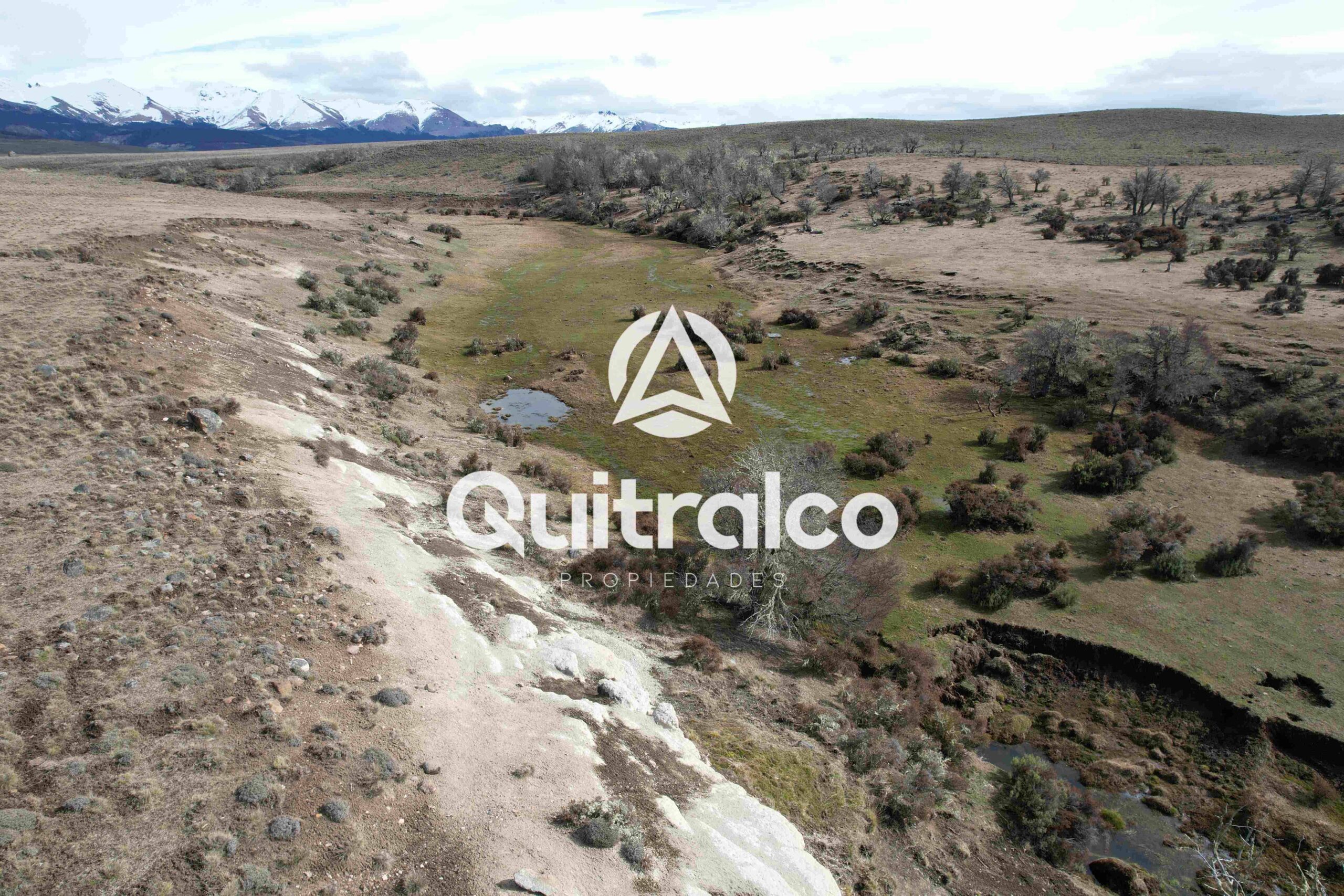 Orilla de río 2,5 km en campo de Aysén